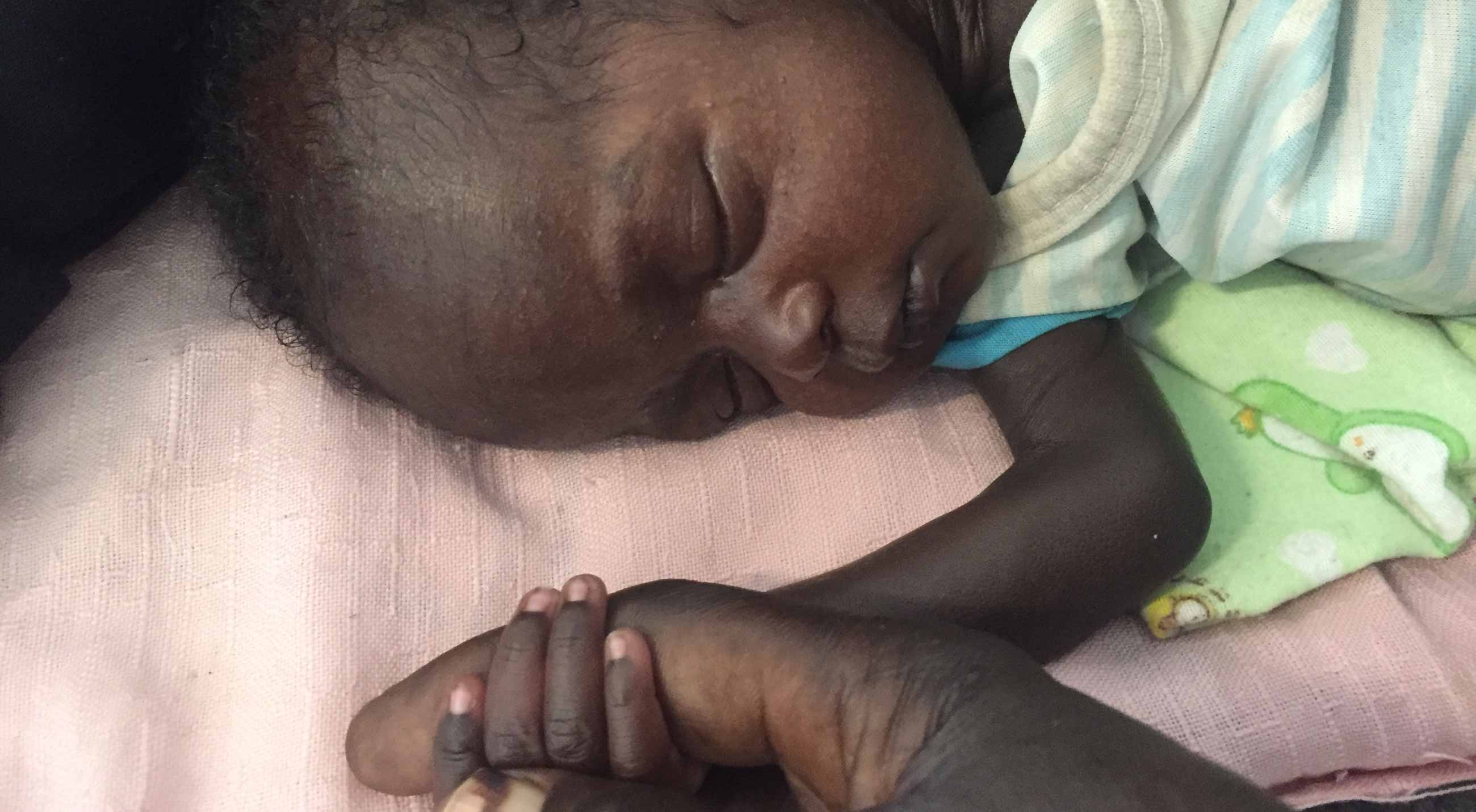 Den lilla flickan som kom till kliniken i Sydsudan. 